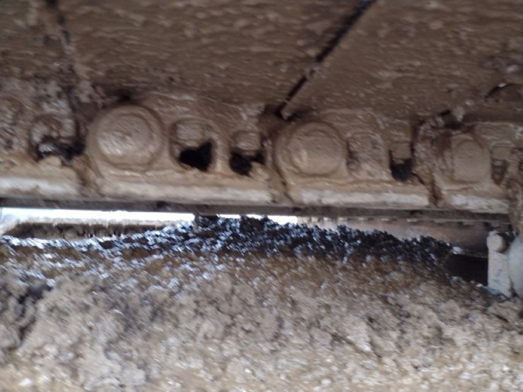 caterpillar-325d-image-38