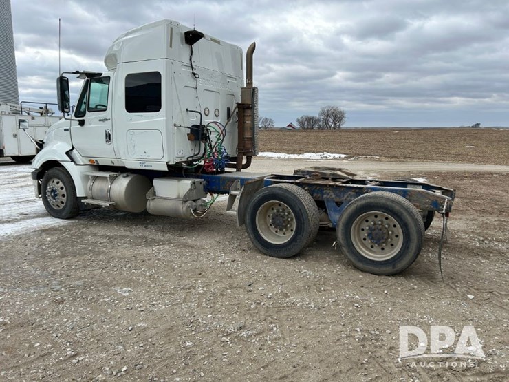 international-prostar-image-31