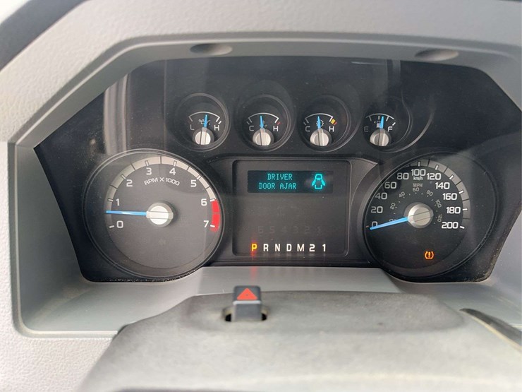 2012-ford-f250-xlt-image-28