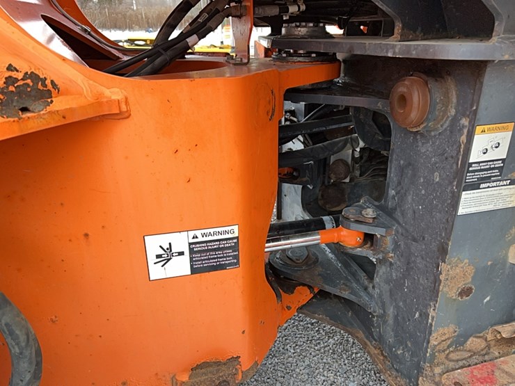 2015-doosan-dl200-3-image-22