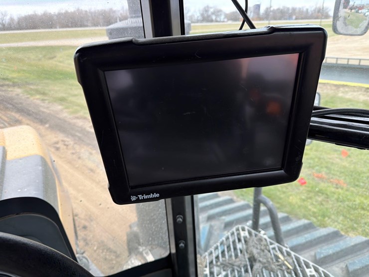 2016-challenger-mt875e-image-28