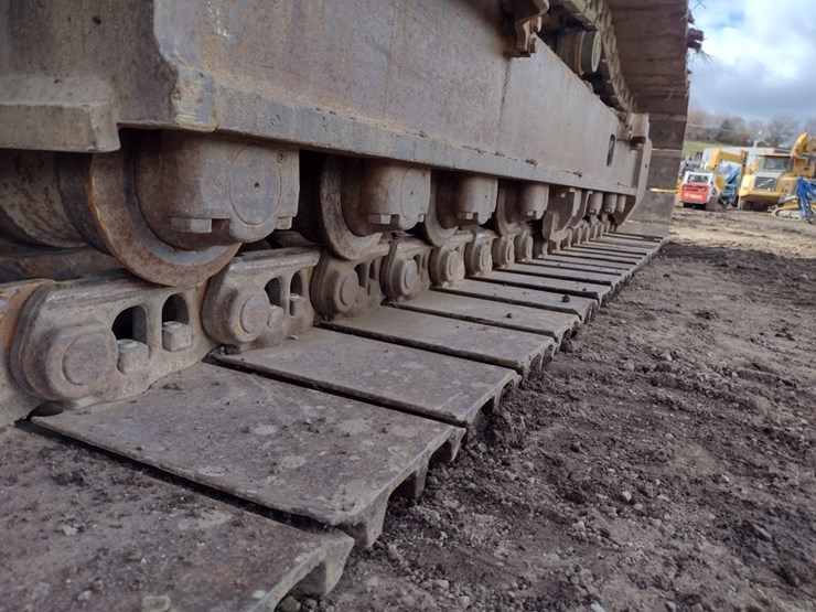 hitachi-zx270-lc-3-image-23