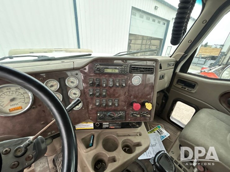 international-9900i-image-49