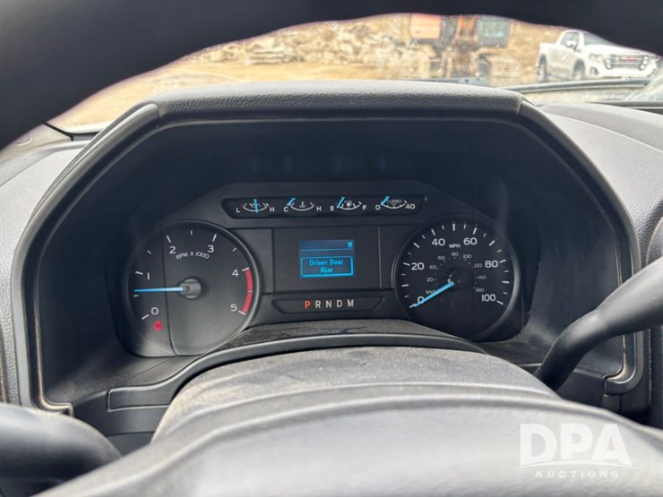 ford-f550-xl-image-78