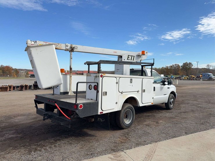 2000-ford-2000-image-3