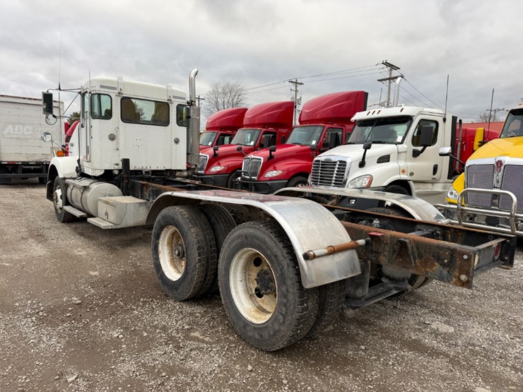 kenworth-t800-image-5