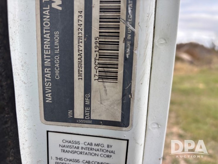 international-4900-image-76