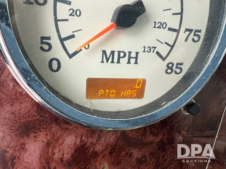 2006-international-9400-eagle-image-24