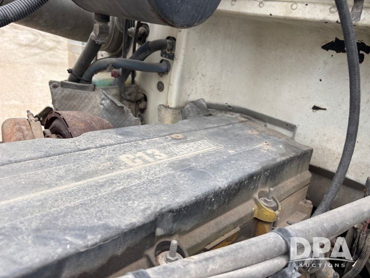 peterbilt-378-image-49