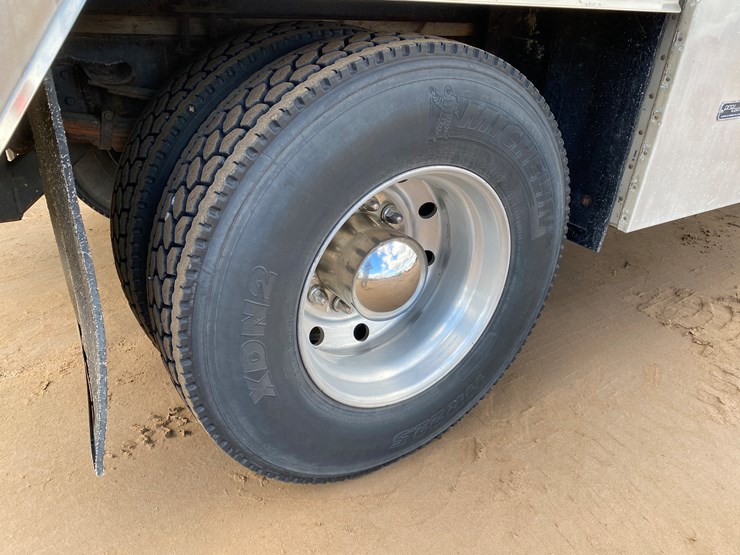 1999-international-4900-image-42