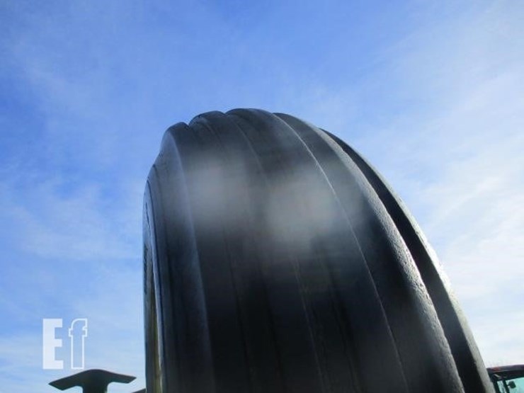 john-deere-1100-image-3