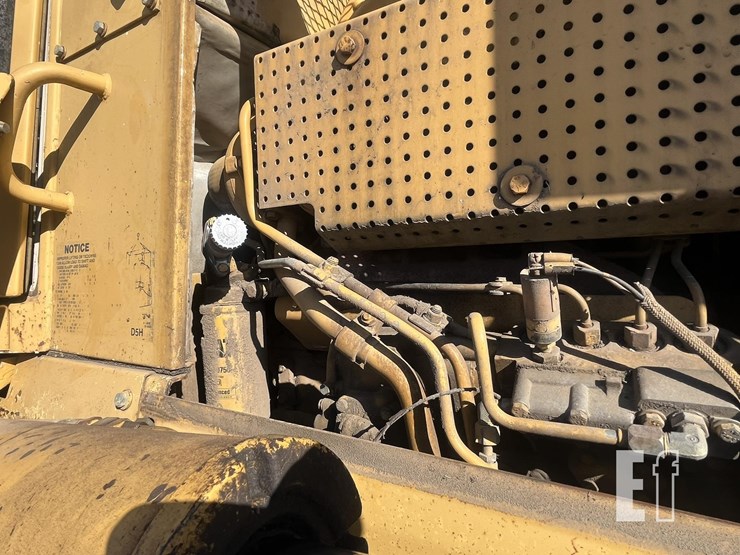 caterpillar-d6h-xl-image-56