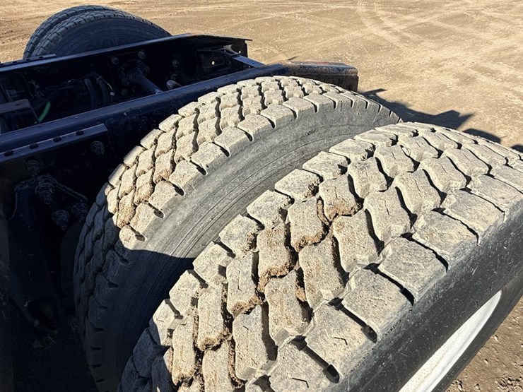 2017-international-prostar-image-29