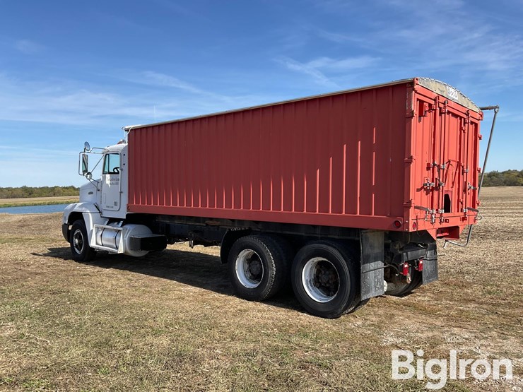 freightliner-fld120-image-7