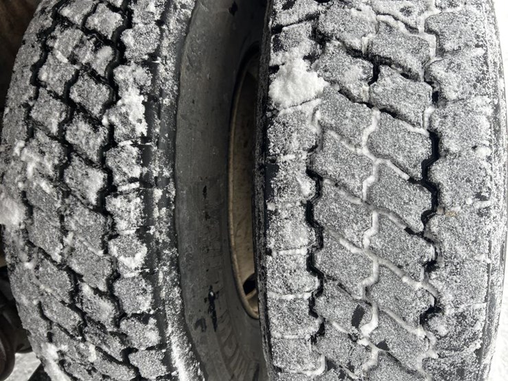 #1042-•-2000-volvo-quad-axle-dump-truck-image-72