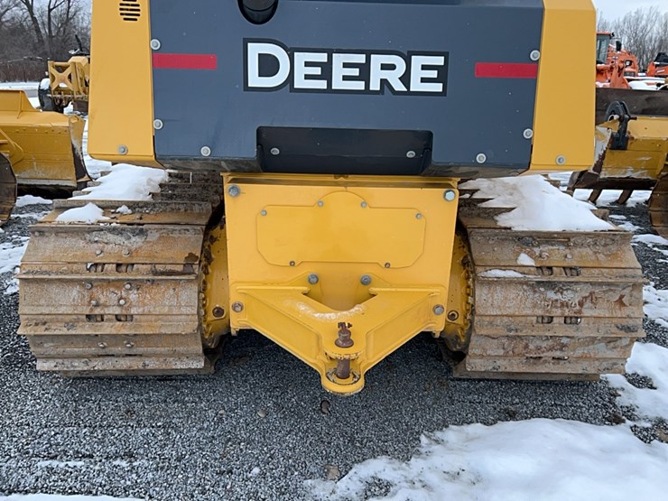 2023-deere-700l-image-13