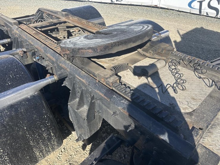 2009-kenworth-t800-image-23