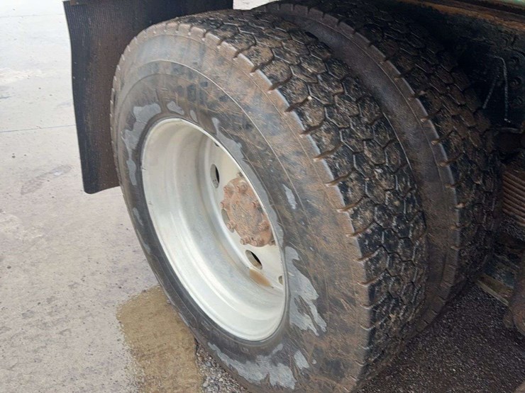 1989-kenworth-t800-image-8