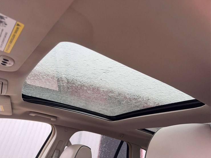 2012-lincoln-mkx-image-33