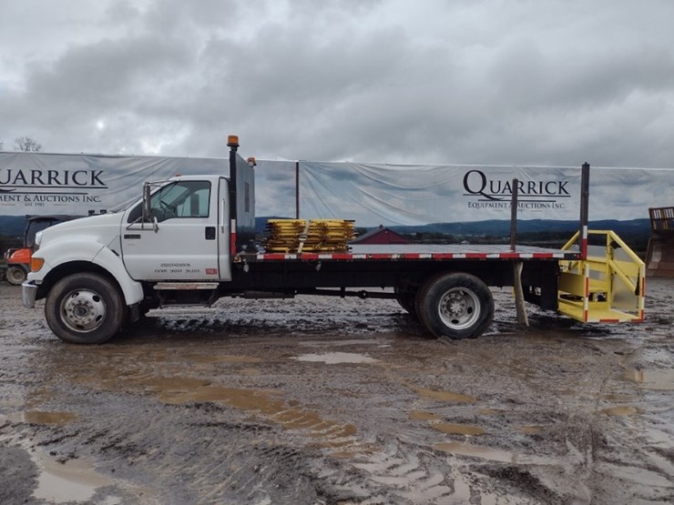 2005-ford-f650-image-1