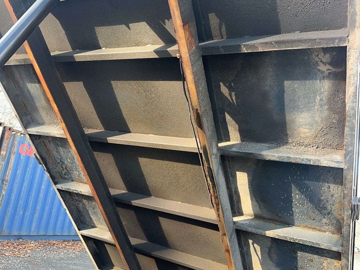 2015-ford-f250-xl-image-27