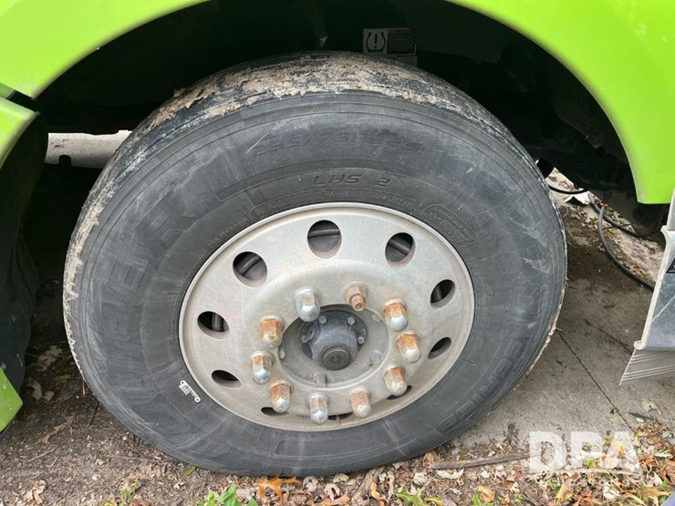 kenworth-t680-image-22