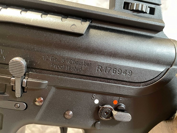 #2351-•-rock-island-vr60-12-ga.-semi-auto-shotgun,-sn:-r176949-image-12