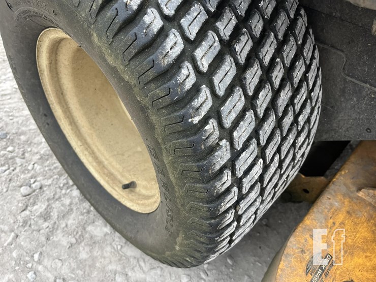 cub-cadet-tank-lz48-image-17