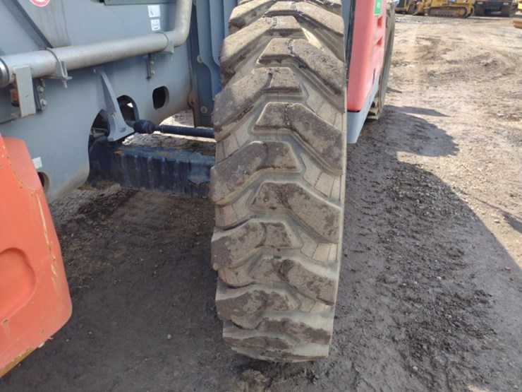 skyjack-sj1056th-image-23