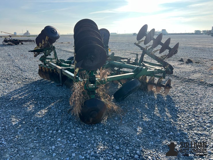 john-deere-18-image-5