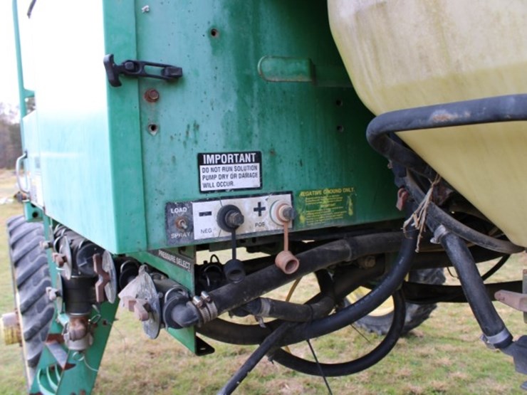 john-deere-4700-image-31