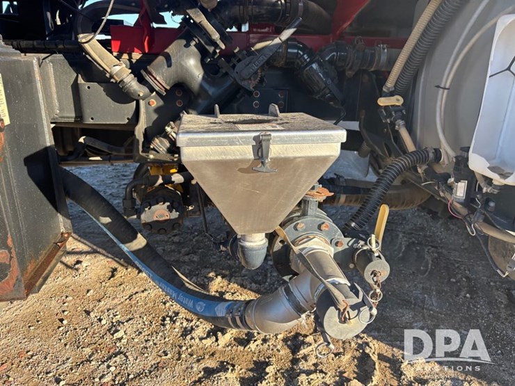 case-ih-4020-image-37