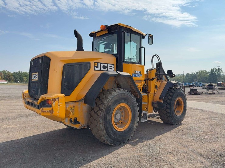jcb-427ht-image-3