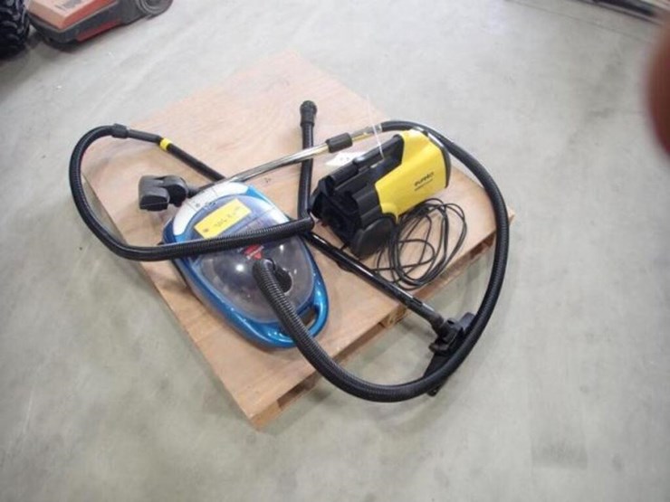 qty-of-(2)-portable-vacuums-image-3
