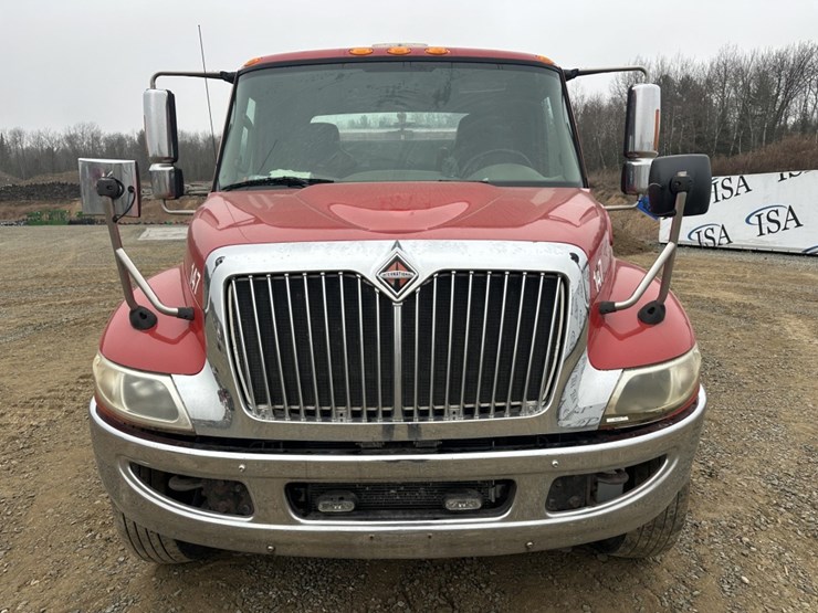 2013-international-durastar-4300-image-8