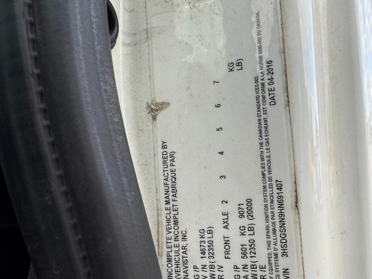 2017-international-prostar-image-10