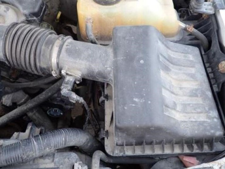 2014-ford-f150-xl-image-18