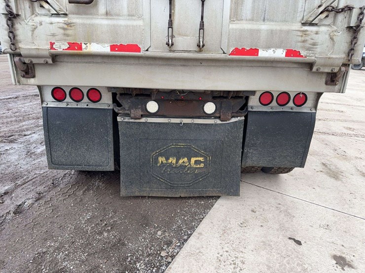 2010-kenworth-t800-image-29