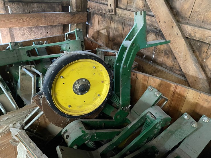 john-deere-1770-image-1