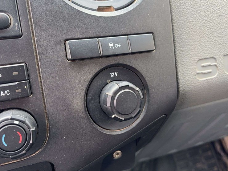 2011-ford-f250-image-32