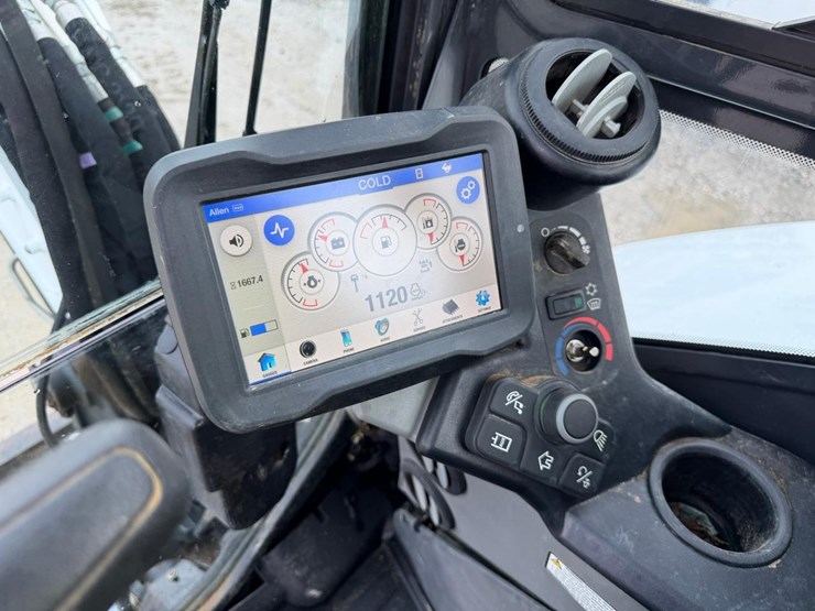 2022-bobcat-e50-image-28