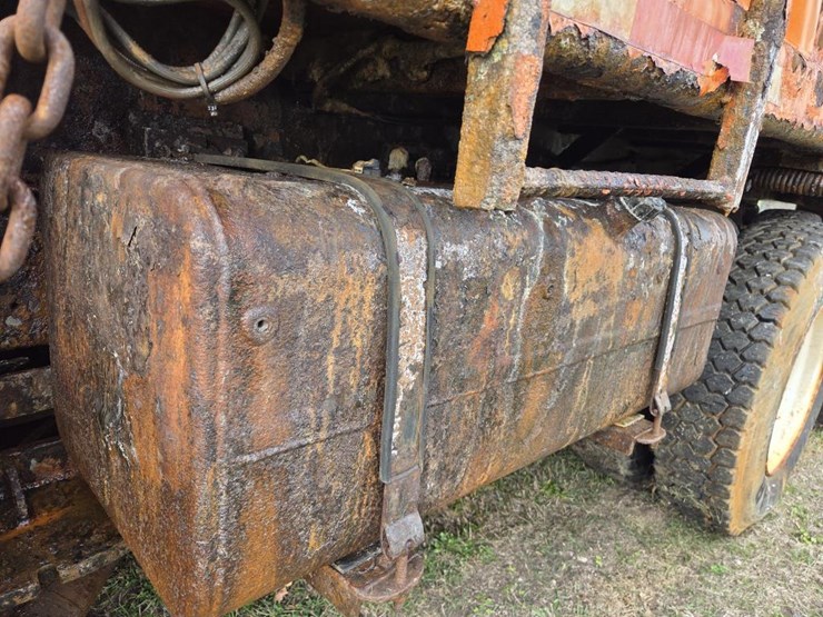 mack-rd690s-image-37