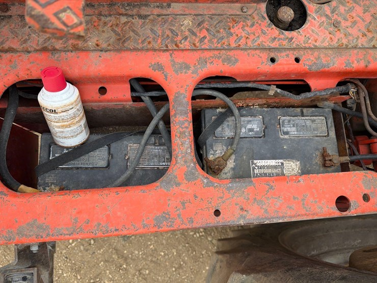 allis-chalmers-190-landhandler-tractor-image-25