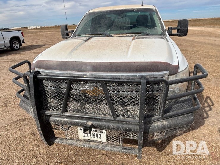 chevrolet-silverado-2500hd-image-15