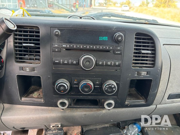 2009-gmc-sierra-2500hd-image-70