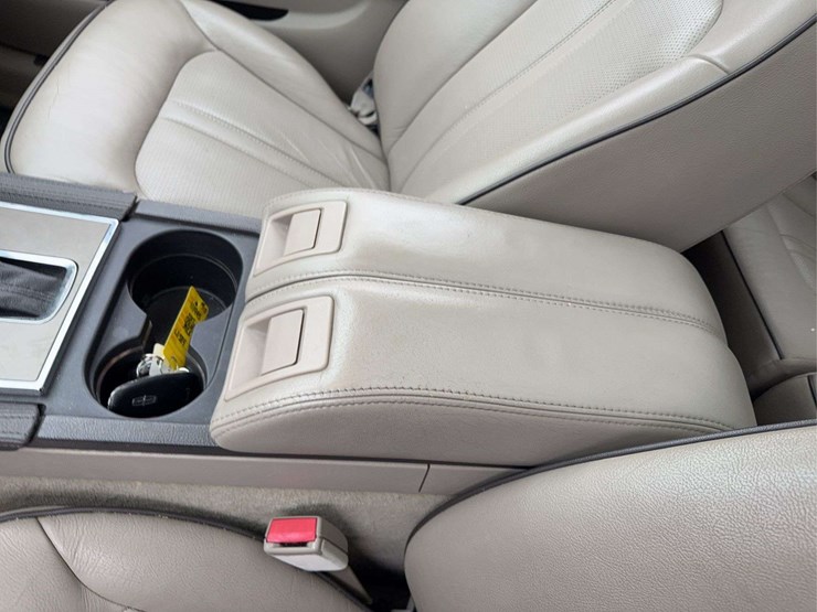 2012-lincoln-mkx-image-27