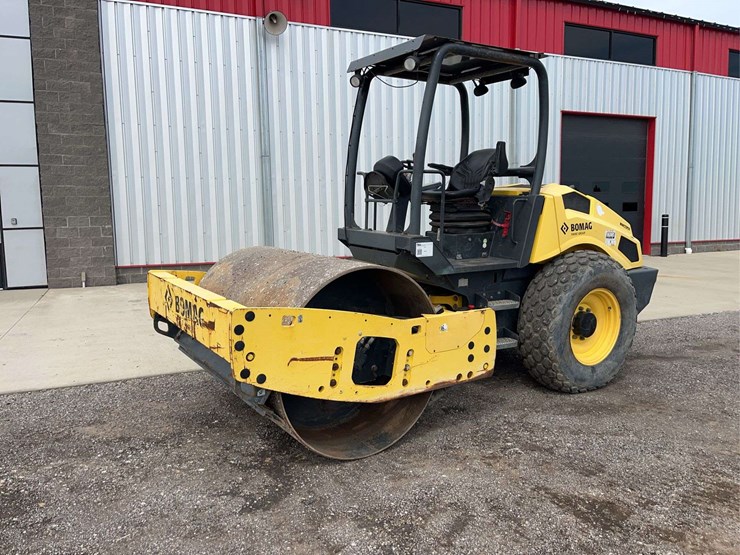 2016-bomag-bw177-image-1