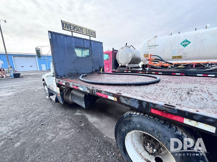 kenworth-t600a-image-14