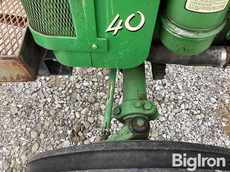 john-deere-40-image-13