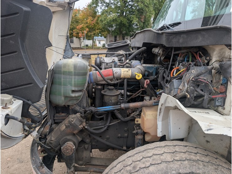 international-durastar-4300-image-19